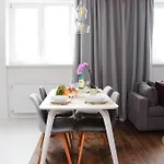 1-Bedroom Warsaw Noakowskiego Apartment With City View